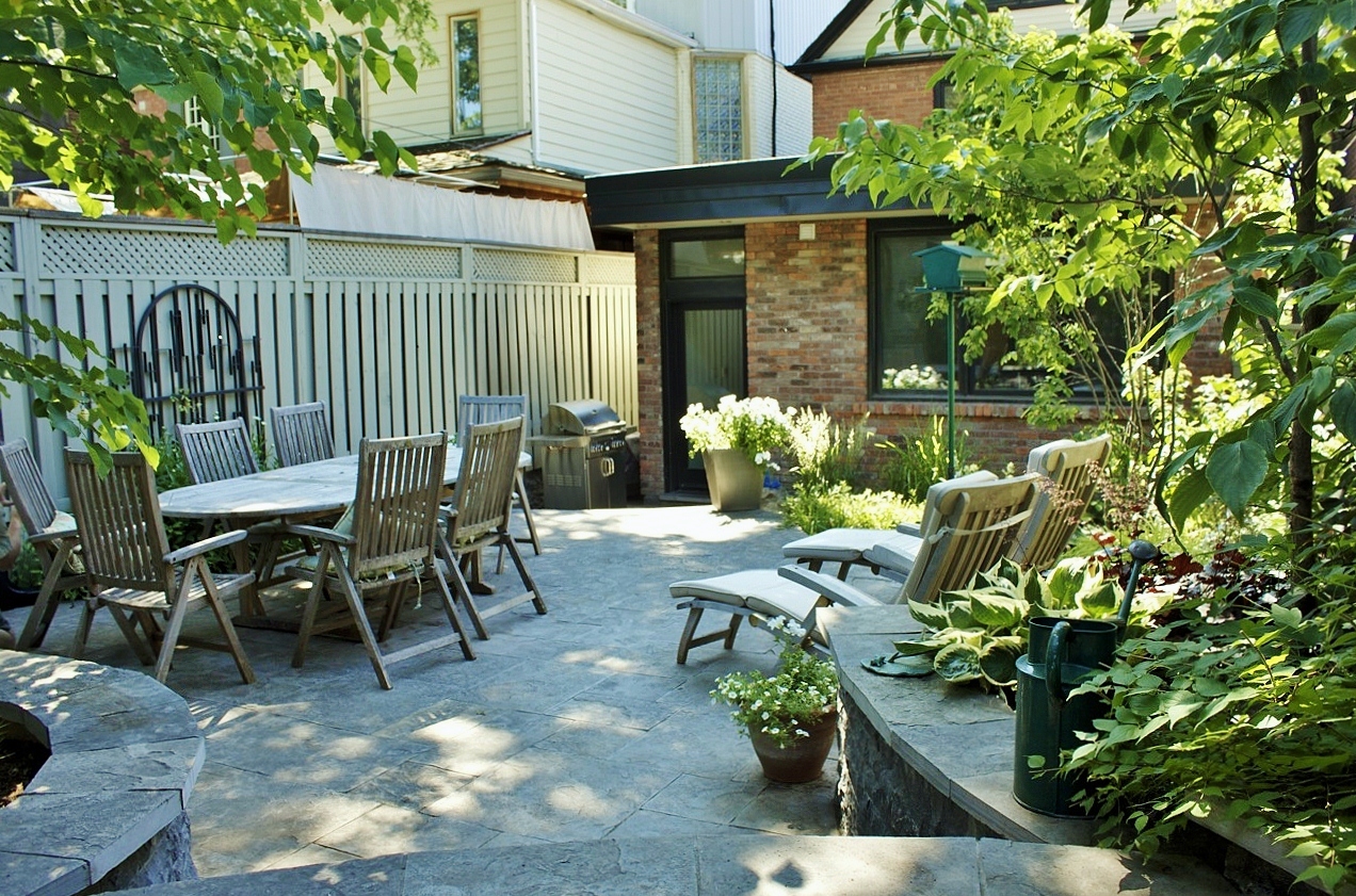 Full patio view