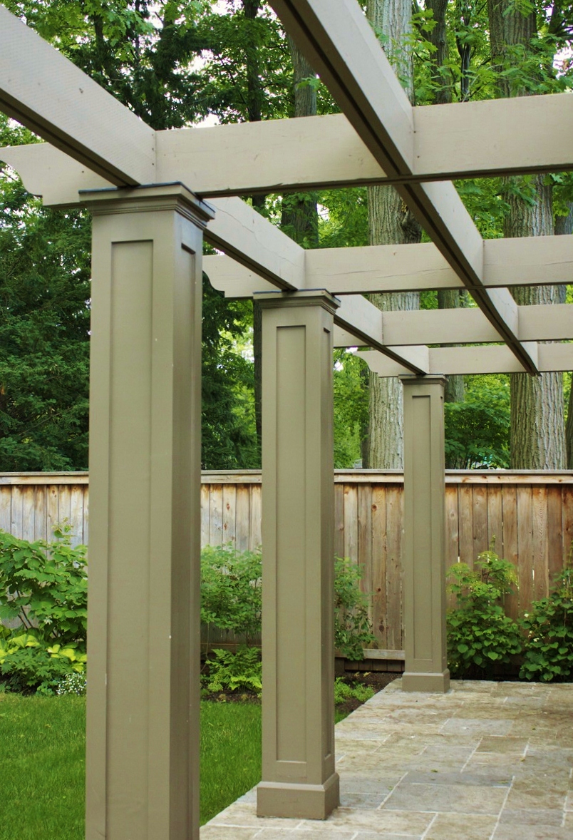 Backyard Pergola Wood Strucuture